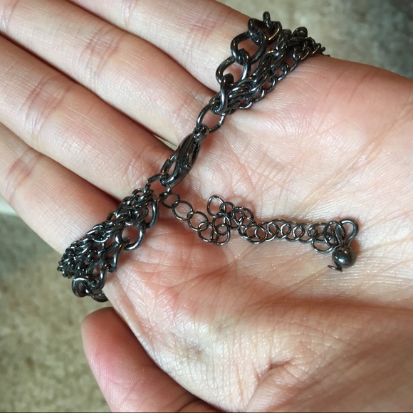 Crystal statement bib necklace - Picture 4 of 4